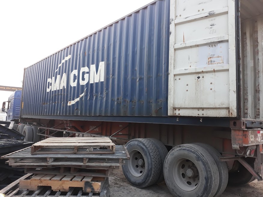 Xe container